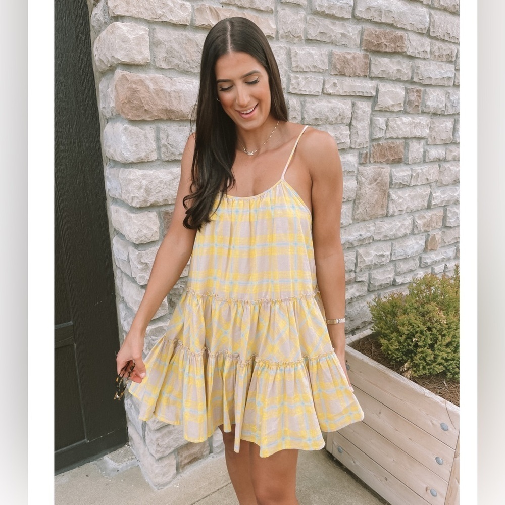 NWT DRA LOS ANGELES X Shopbop Nathalia Tiered Plaid Swing Dress Yellow Pink SZ M